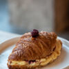 Croissant Podwójnie Pieczony Patissier / Wiśnia