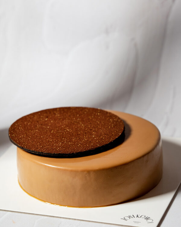 Tort Armani 20 cm